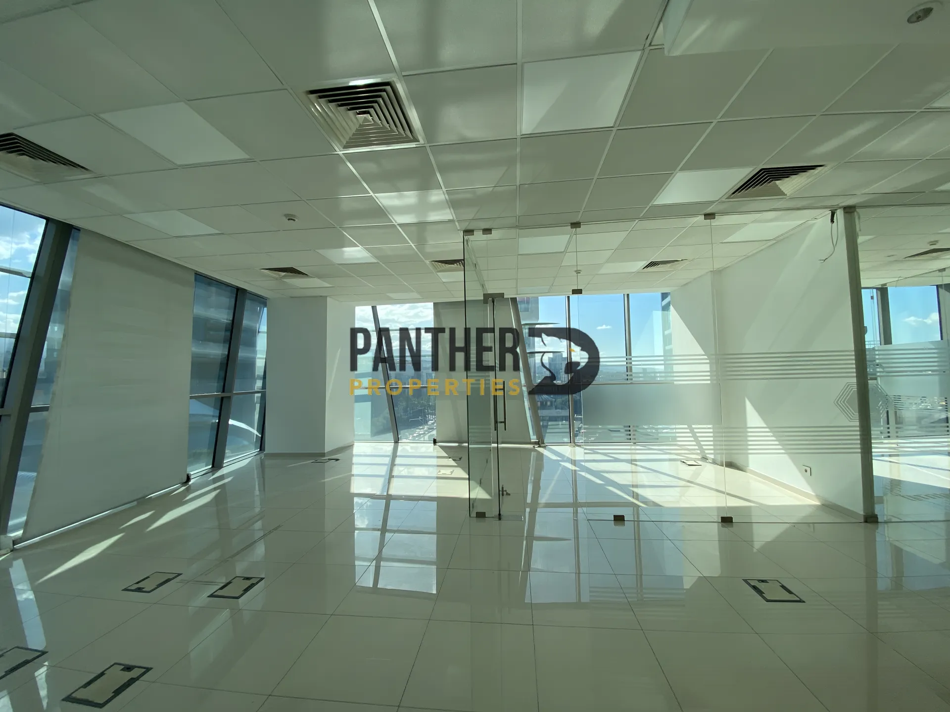 Office for rent in Horch tabet, lebanon