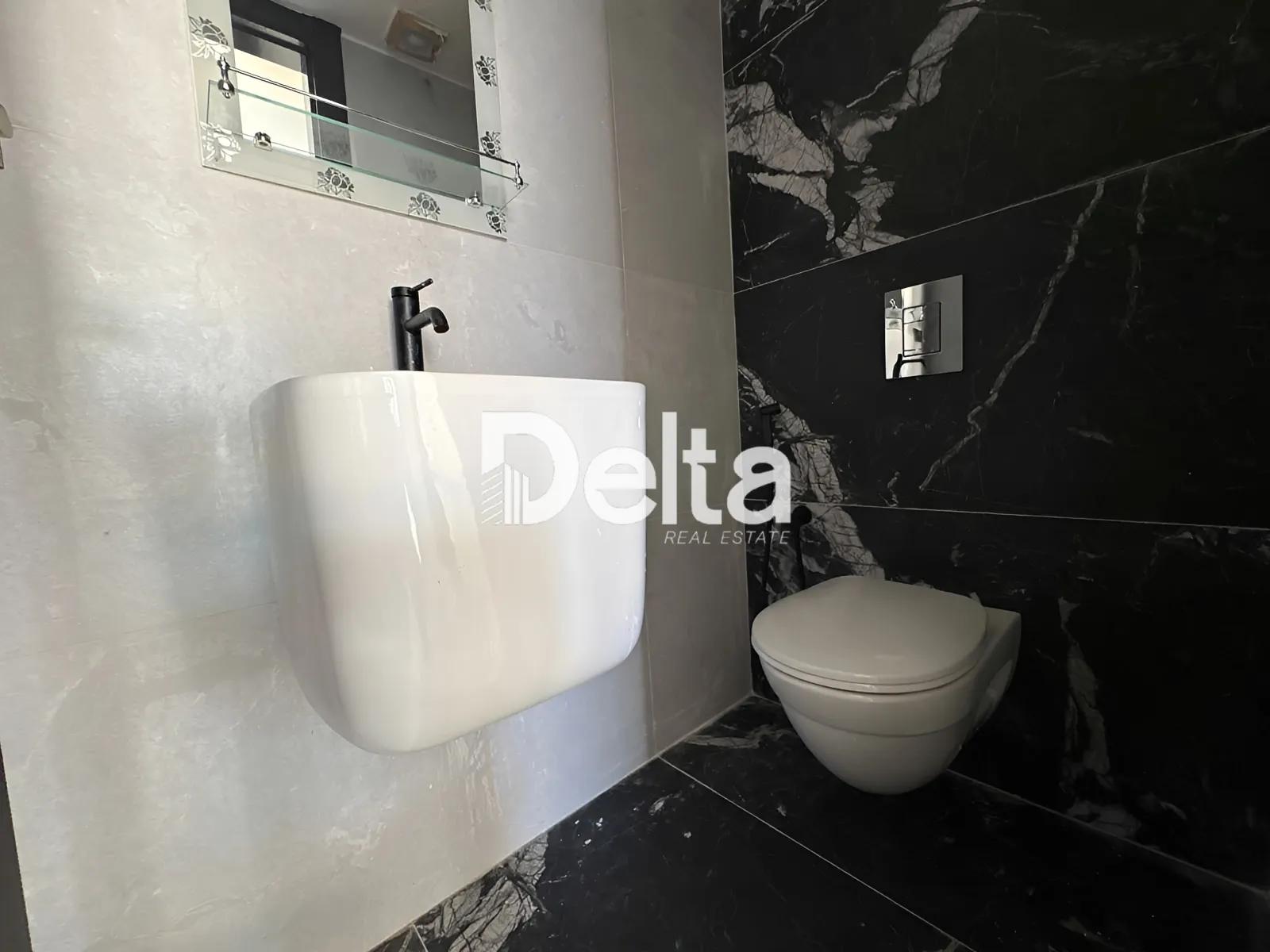Apartment for sale in Sanayeh