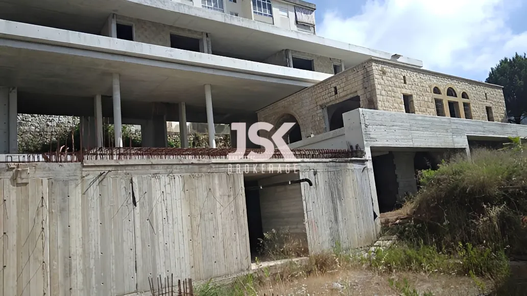 Land for Sale in Ain Aar, Lebanon