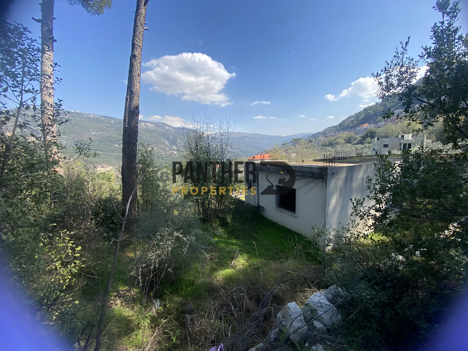 Land for sale in Aarbaniye, lebanon