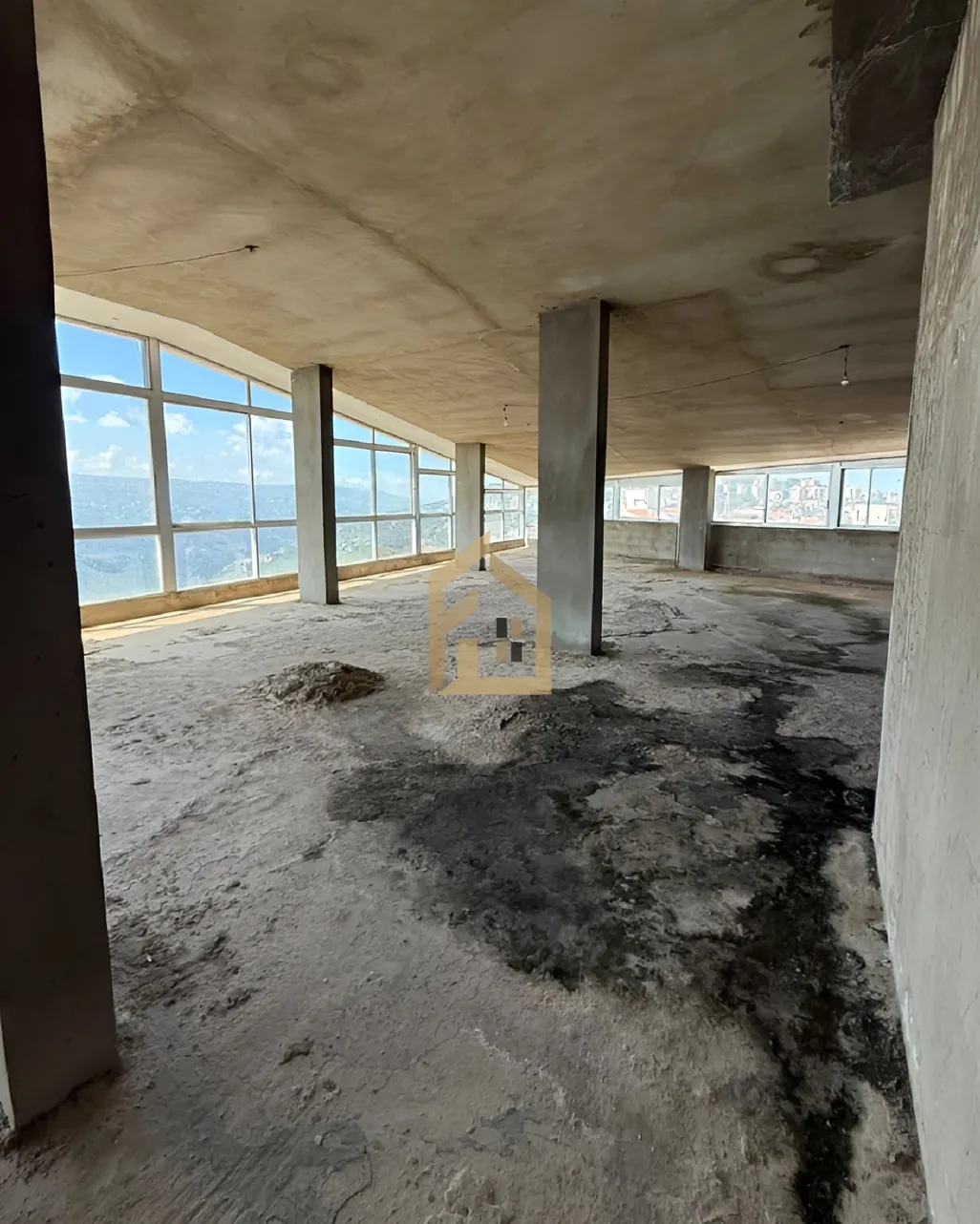 Showroom for rent in Broummana, Lebanon