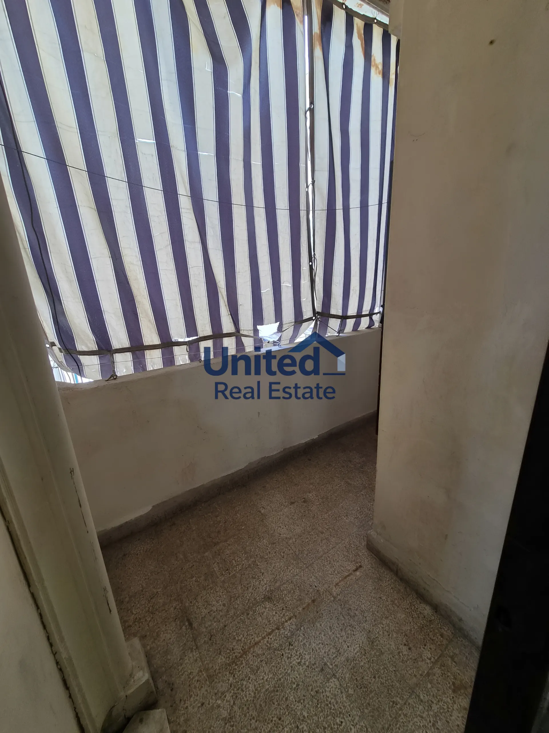 Apartment for rent in Forn El Chebbak