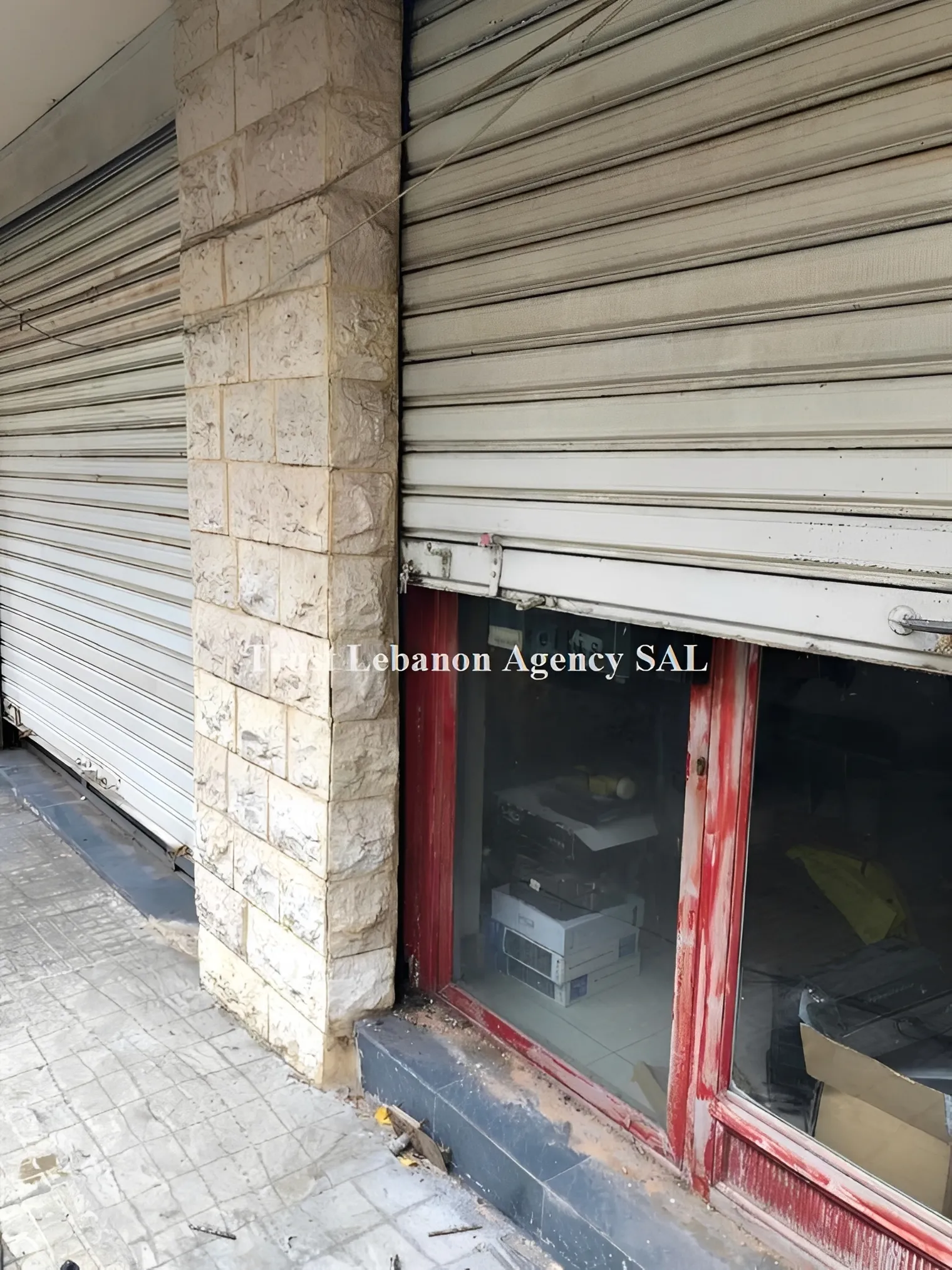 Shop for rent in Achrafieh, Sioufi