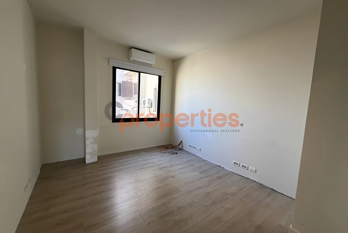 Office for Rent in Saifi Village