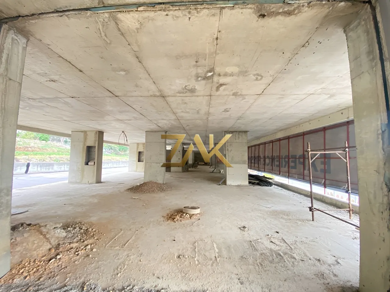 Duplex Shops for Rent Tabarja