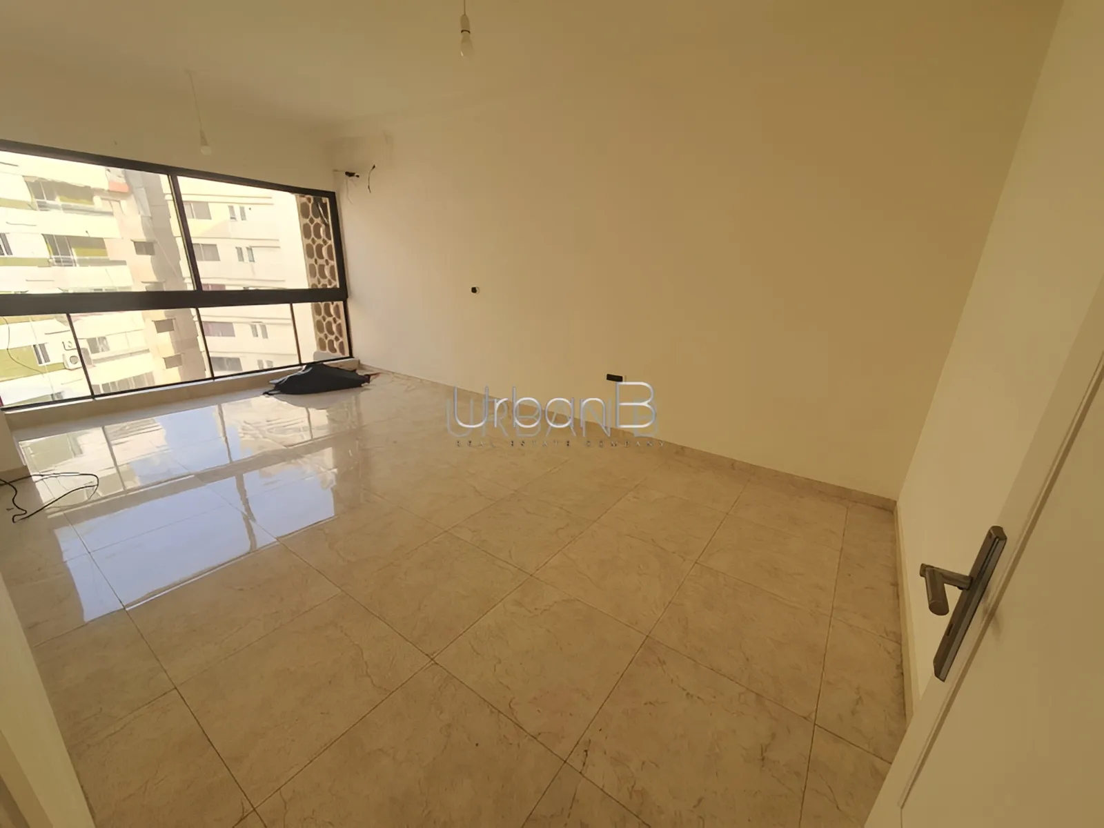 Apartment for sale in Raoucheh, Beirut, Lebanon