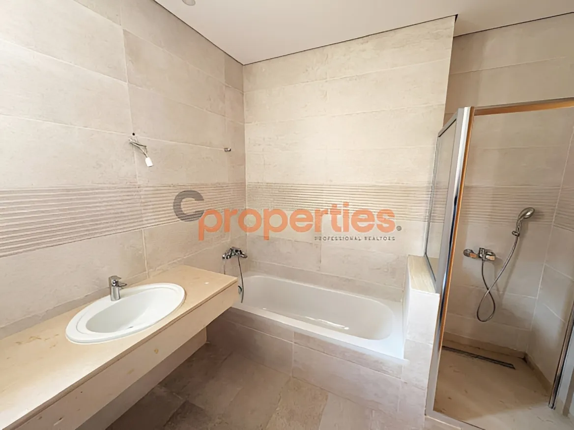 Apartment for Rent in Louaizeh