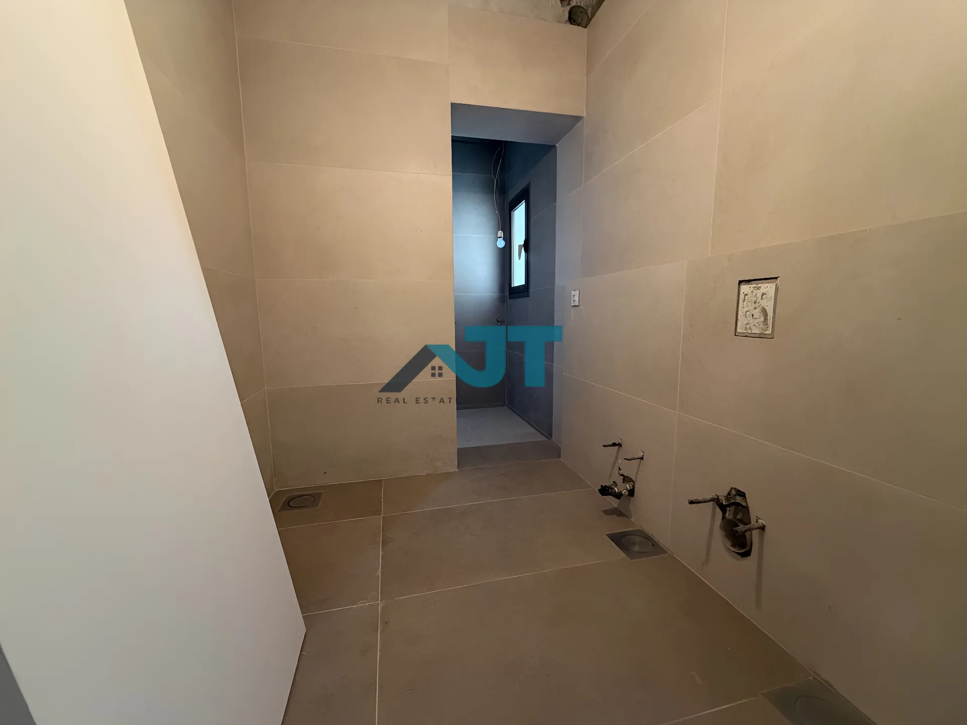 Apartment for rent in Mtayleb