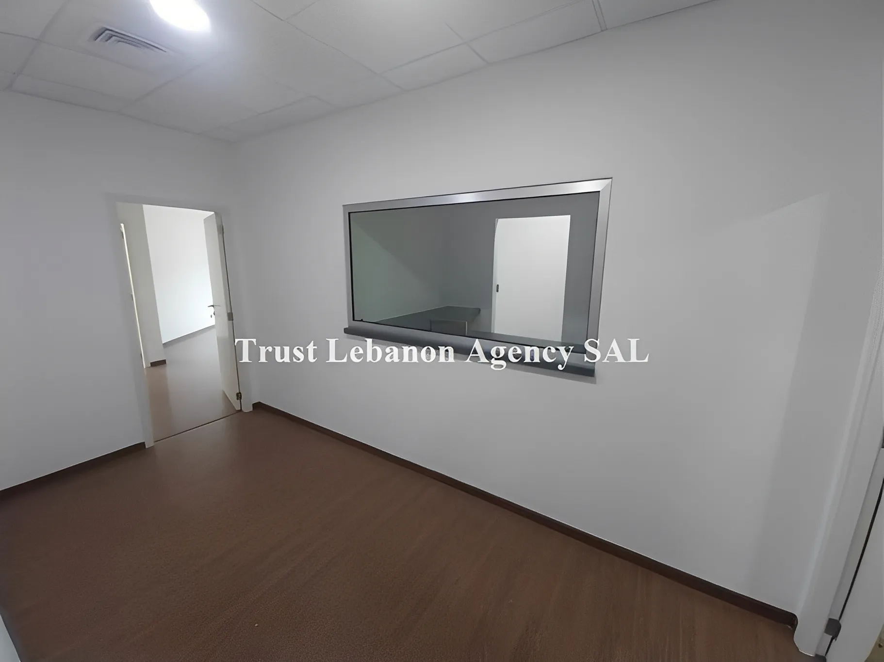 Office for rent in Metn, Jisr El Bacha