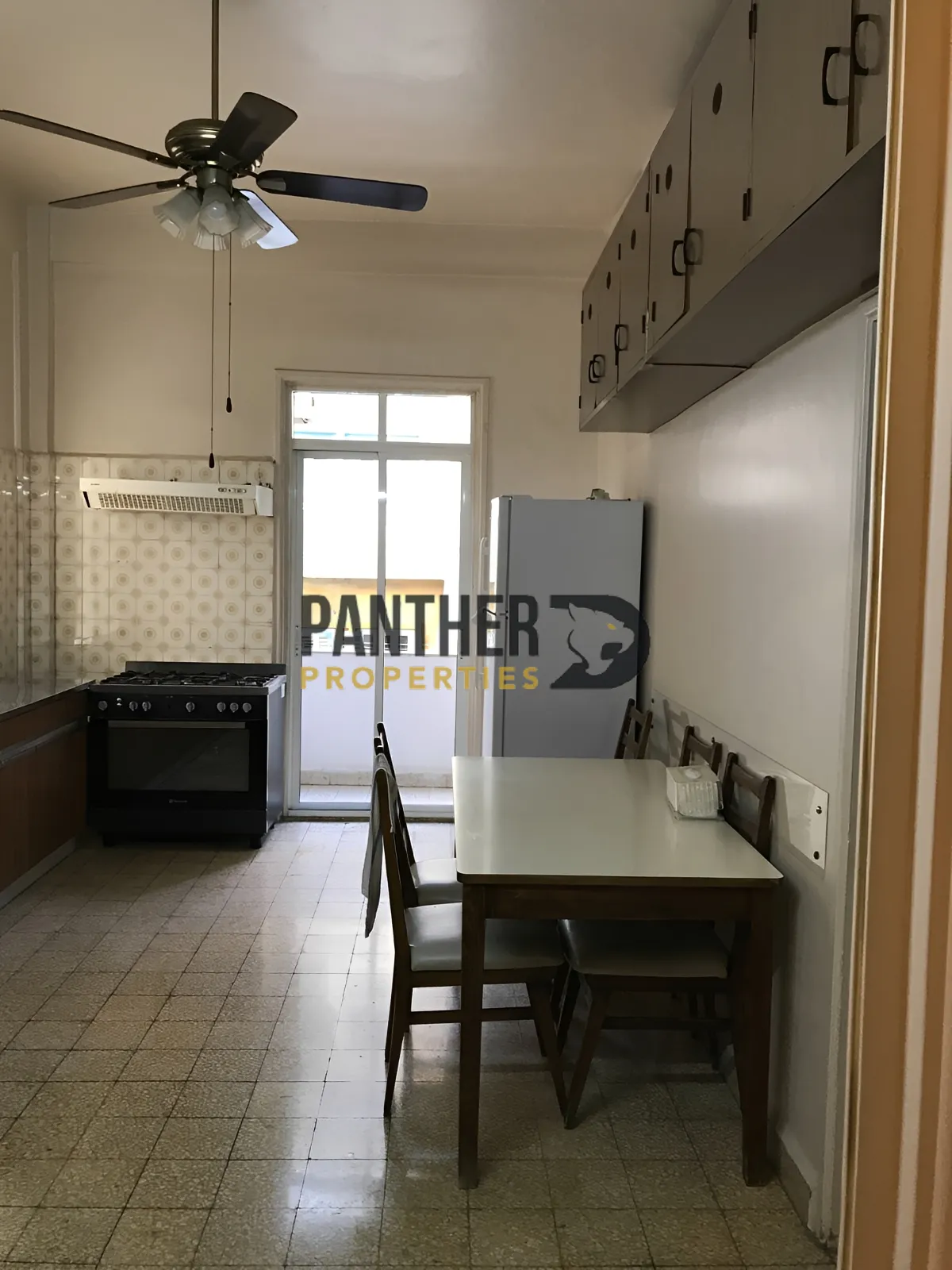 Apartment for sale in Geitawi