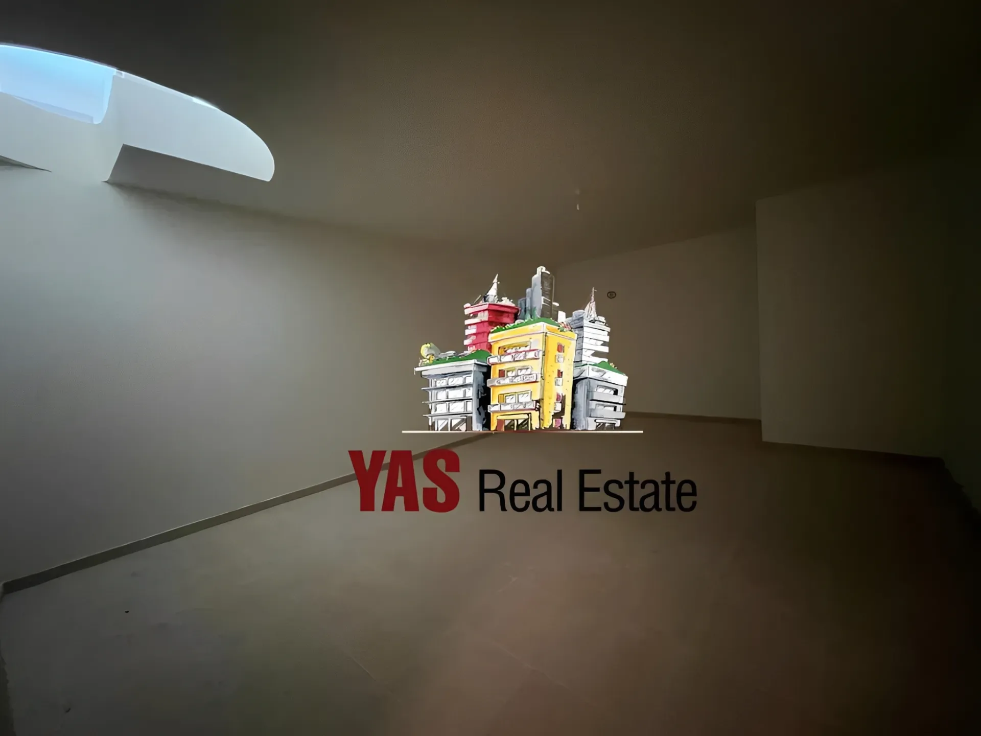 Apartment for Sale in Ballouneh - 4 bed, 3 bath