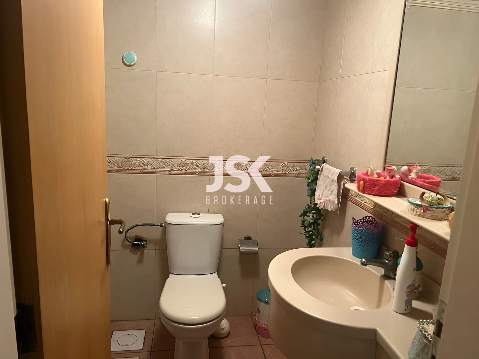 Apartment for Sale in Jnah
