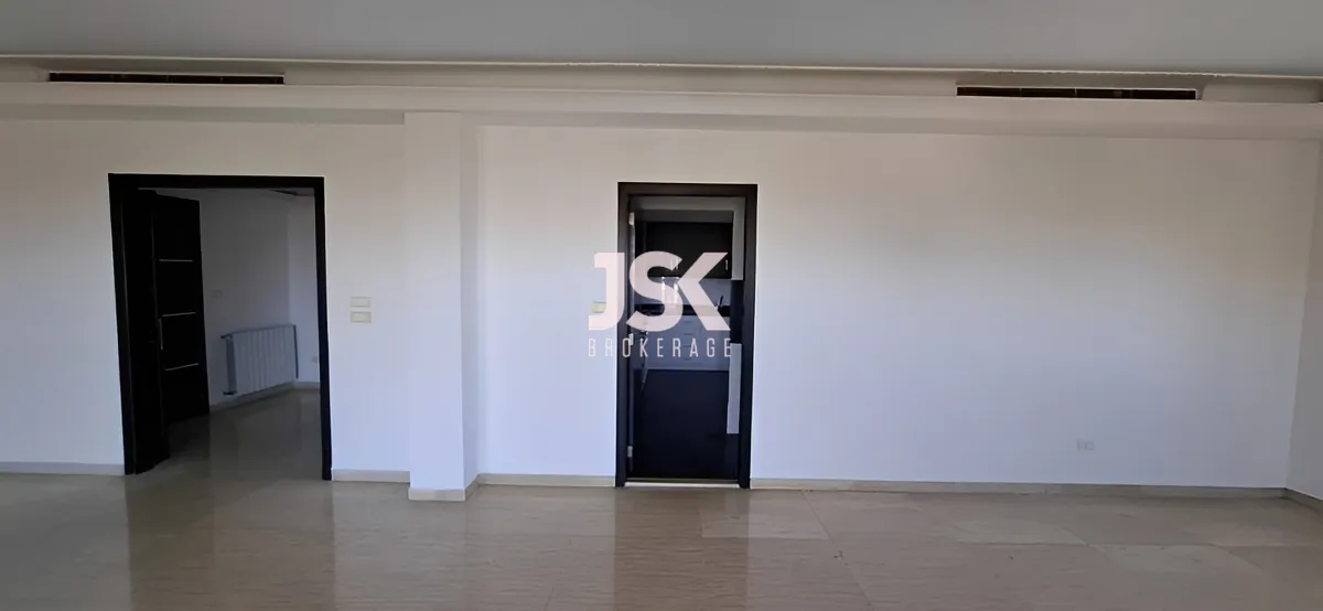 Apartment for Sale in Qornet El Hamra, Lebanon