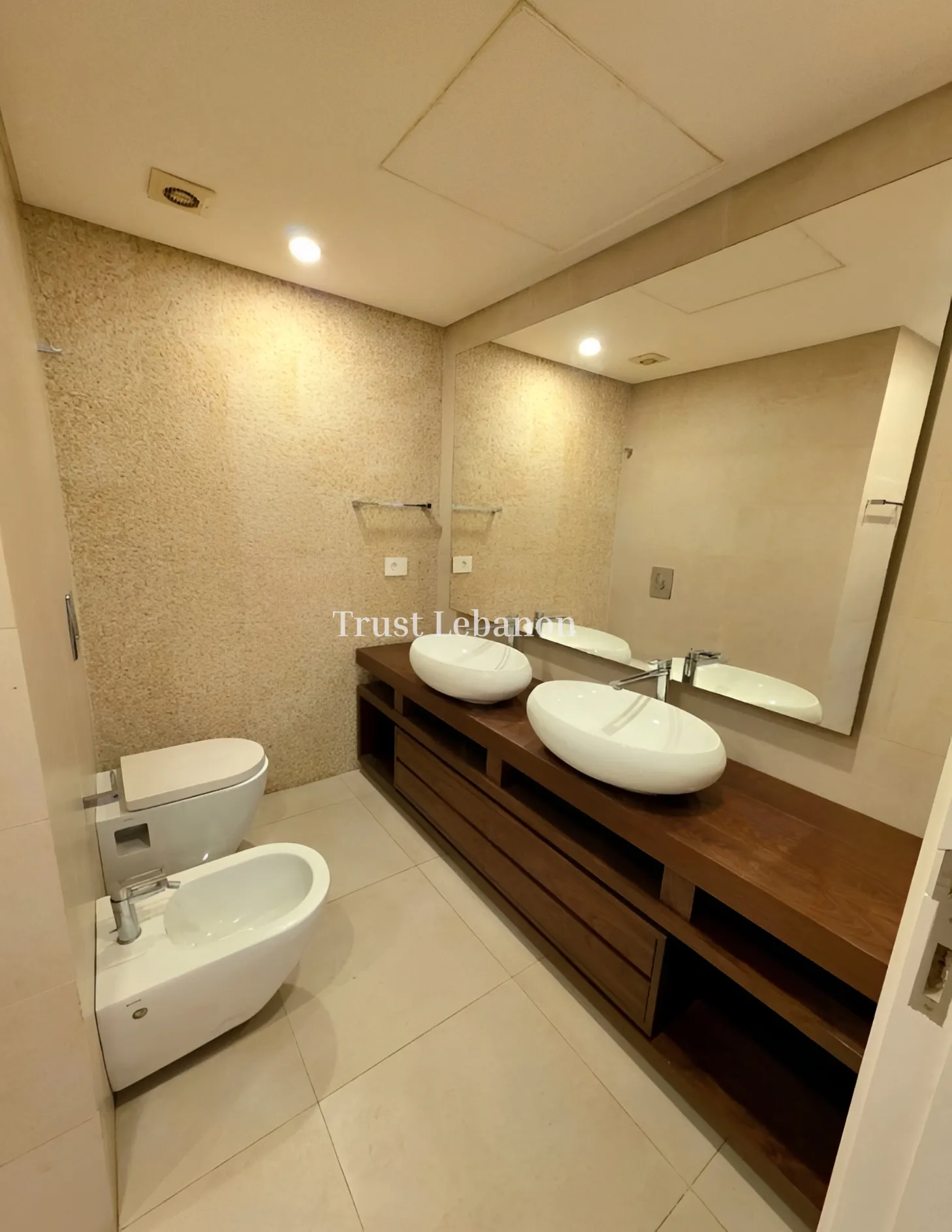 Apartment for rent in Yarzeh, Lebanon