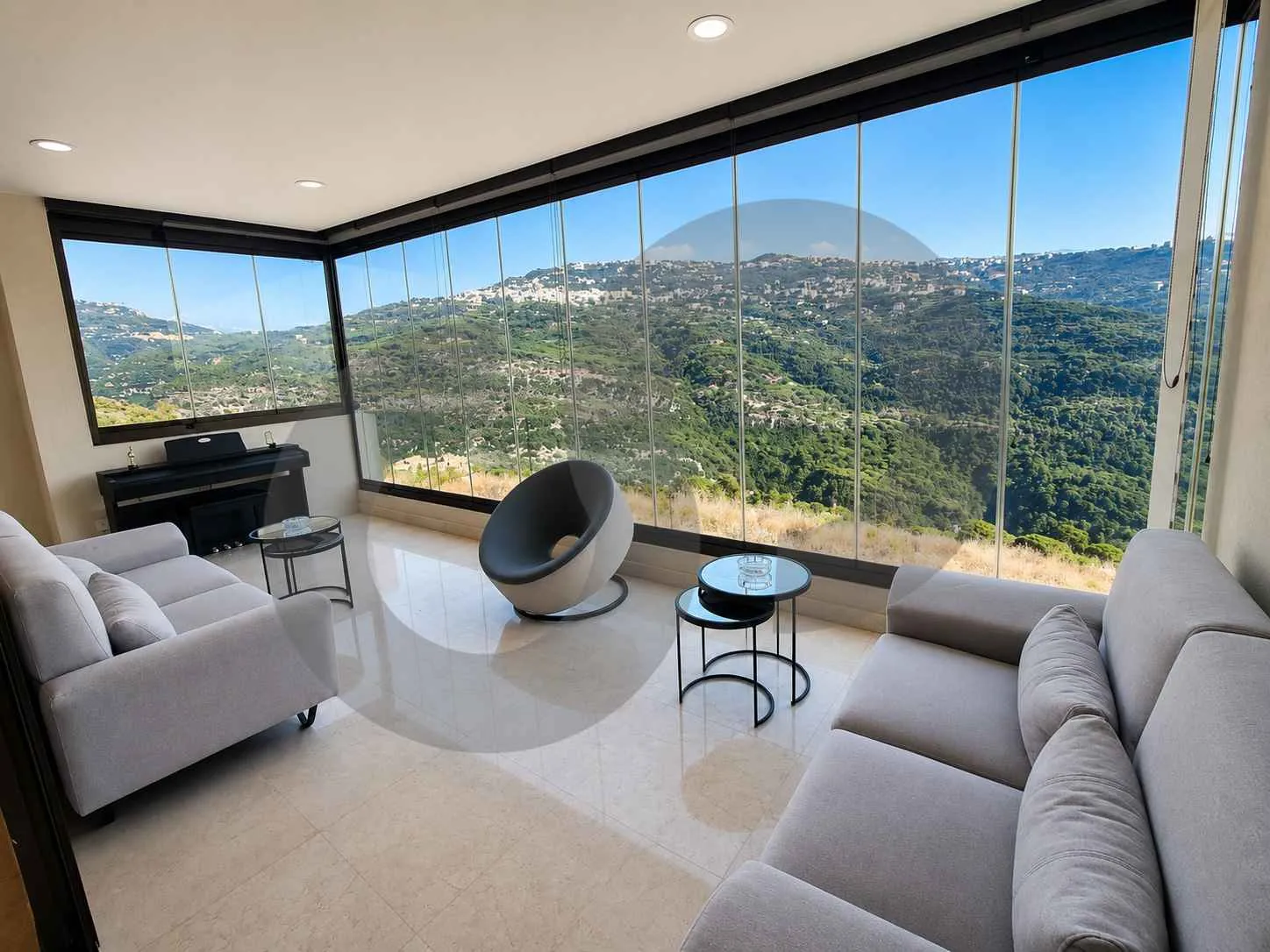 Apartment for Sale in Montiverdi - 4 bed, 4 bath