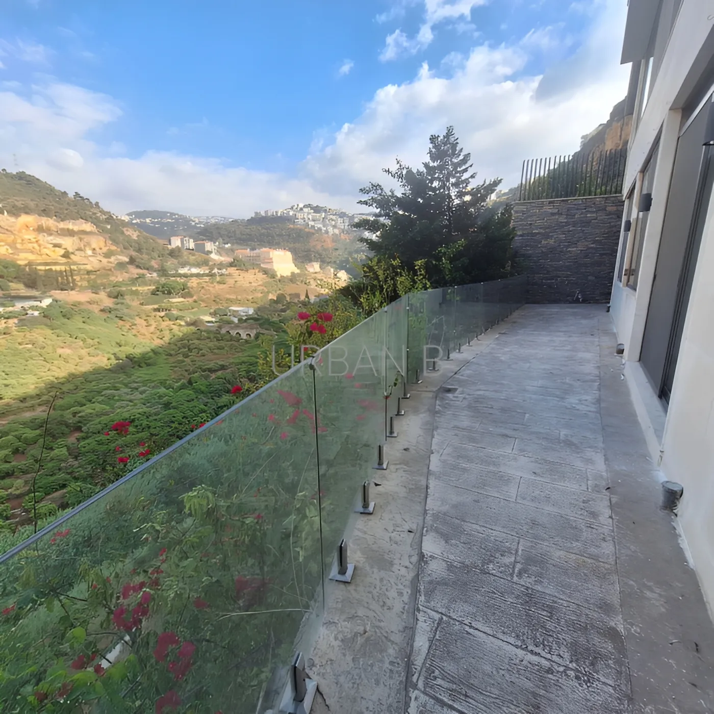 Apartment in Mar takla, hazmieh - 4 bed, 5.5 bath