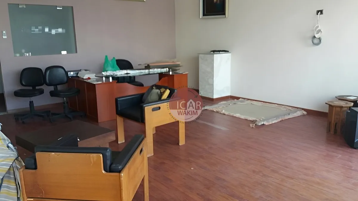 Shop for rent in Beit Meri
