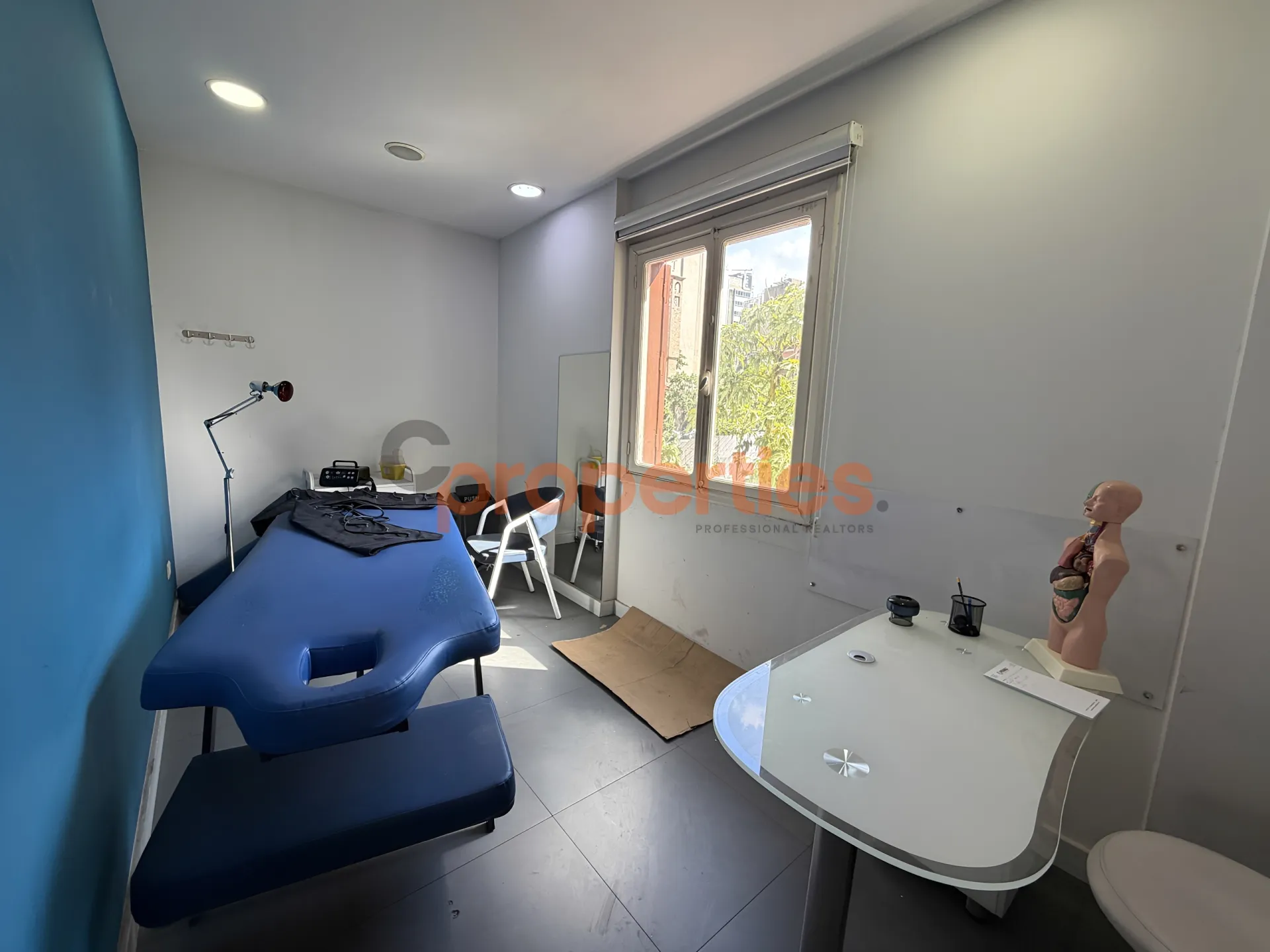 Office for Rent in Achrafieh