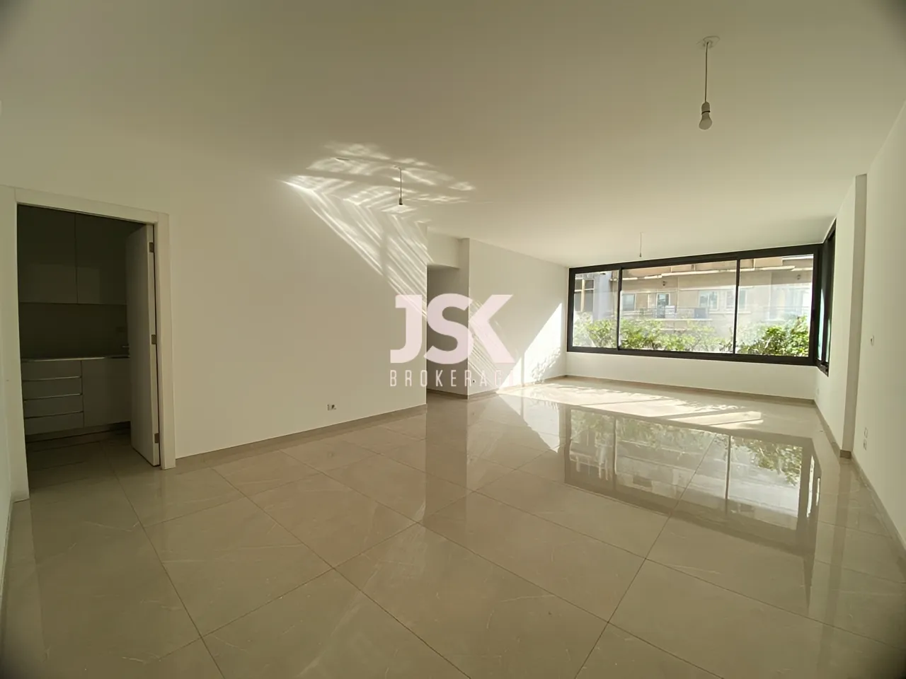 Apartment for Sale in Ras Beirut - 3 bed, 4 bath