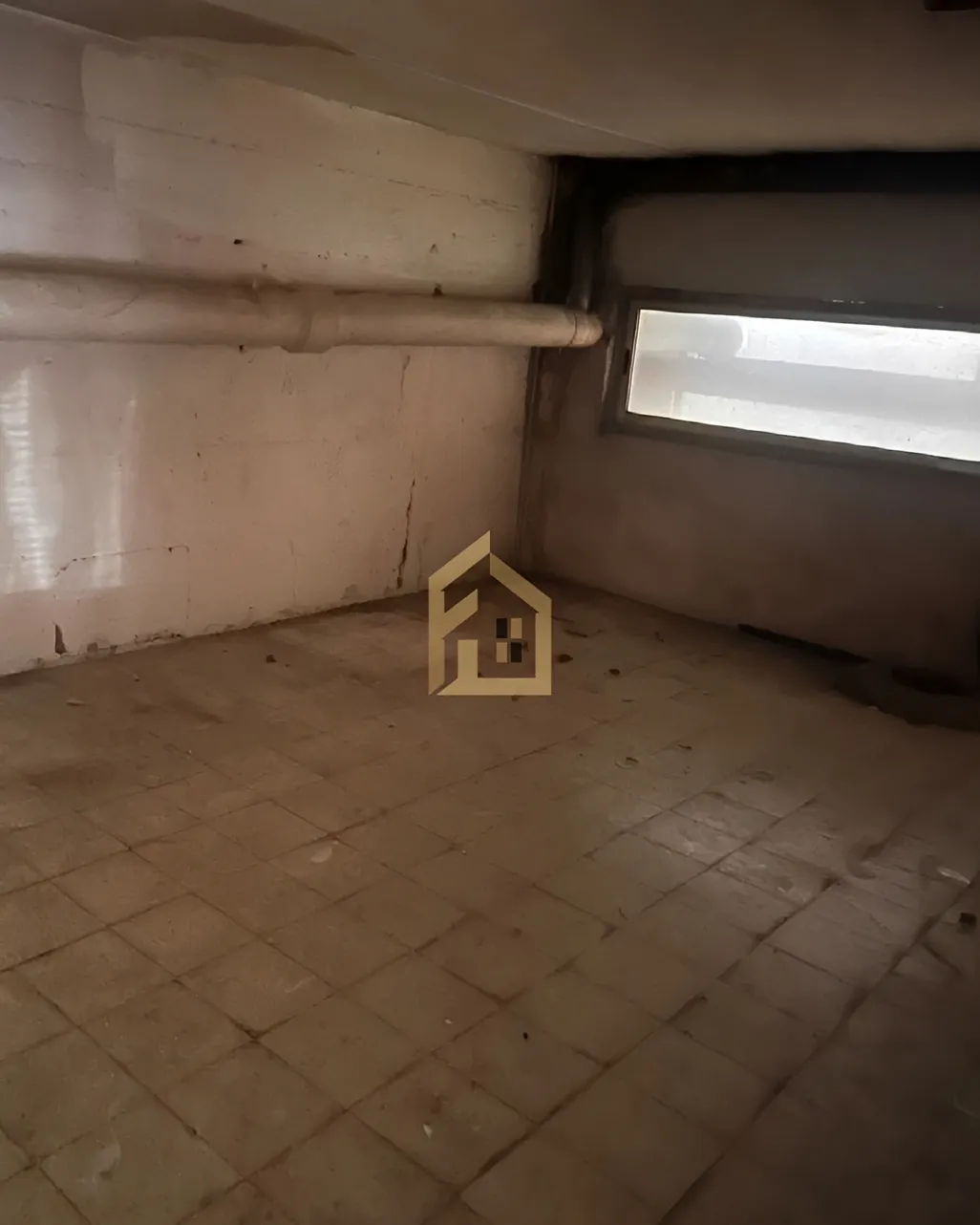 Shop for sale in Achrafieh
