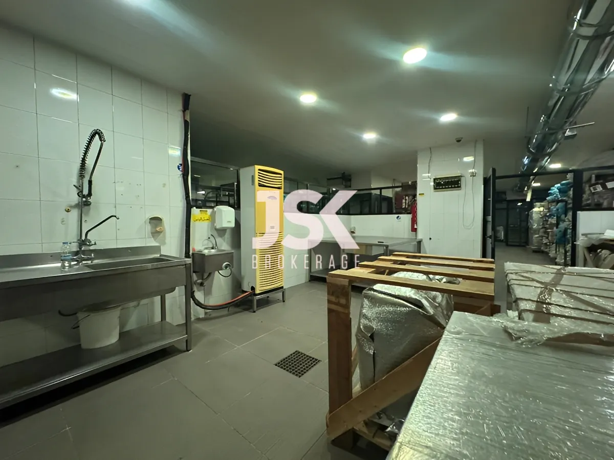 Warehouse for Sale in Zouk Mikael
