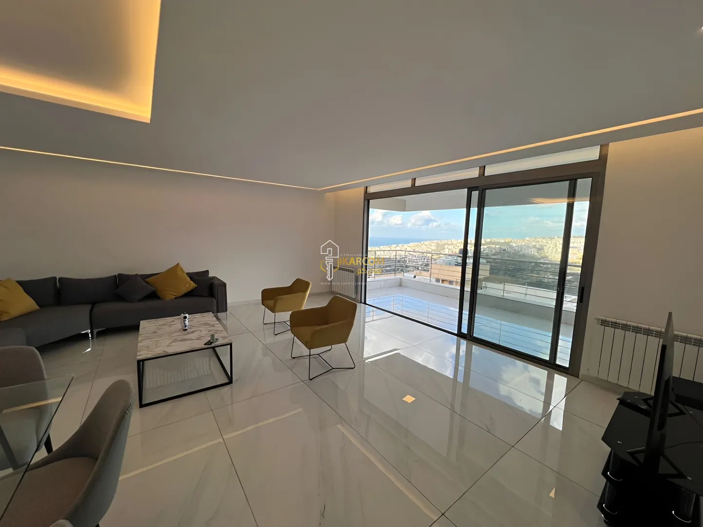 Apartment for rent in Baabda, Lebanon - 3 bed, 3 bath