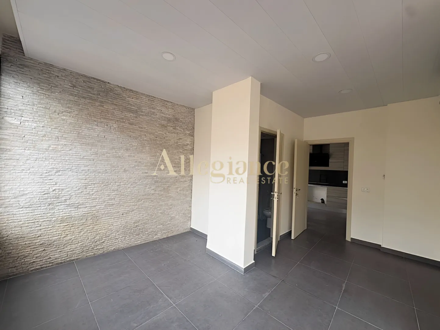 Apartment for sale in Hamra