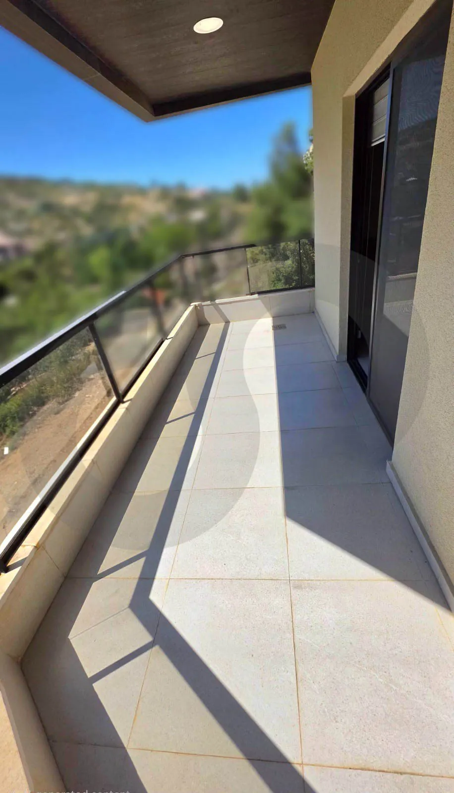 Building for Sale in Faraya