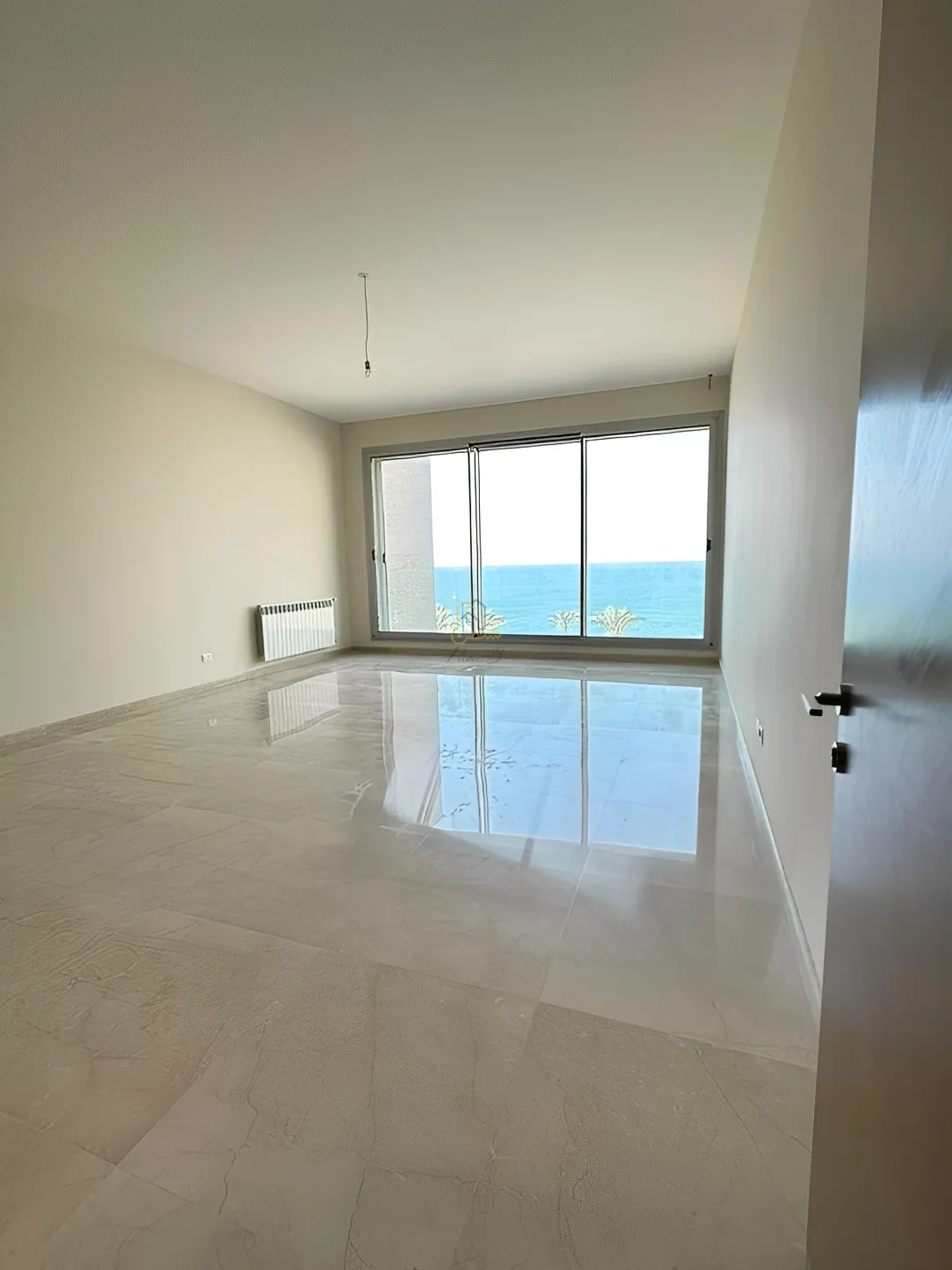 Apartment for Sale in Ain Al Mraiseh, Beirut, Lebanon
