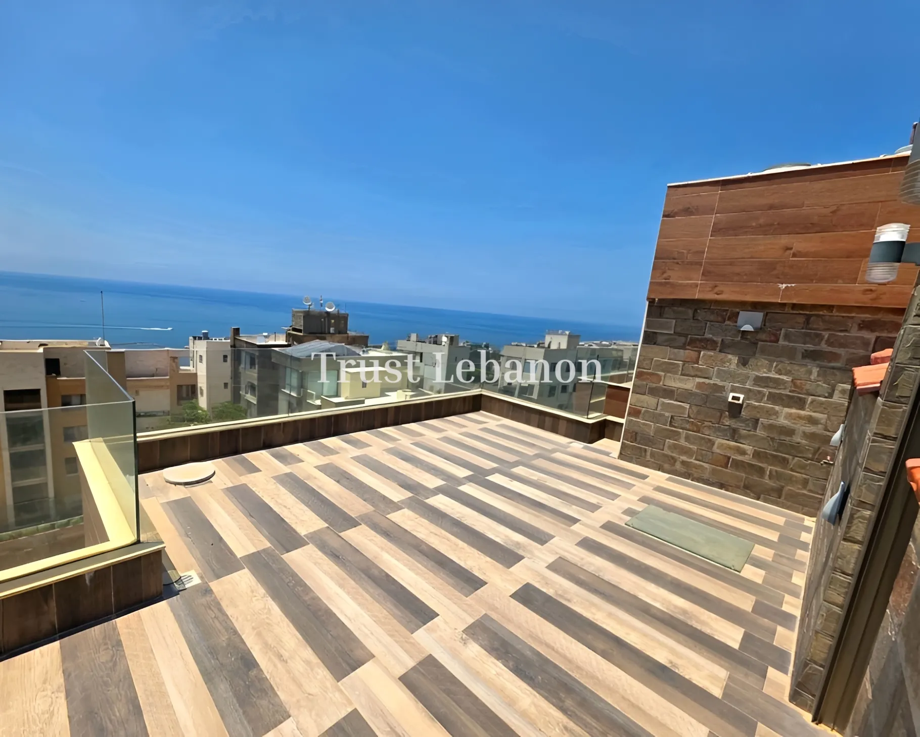 Duplex for rent in Dbayeh, Lebanon - 4 bed, 5 bath