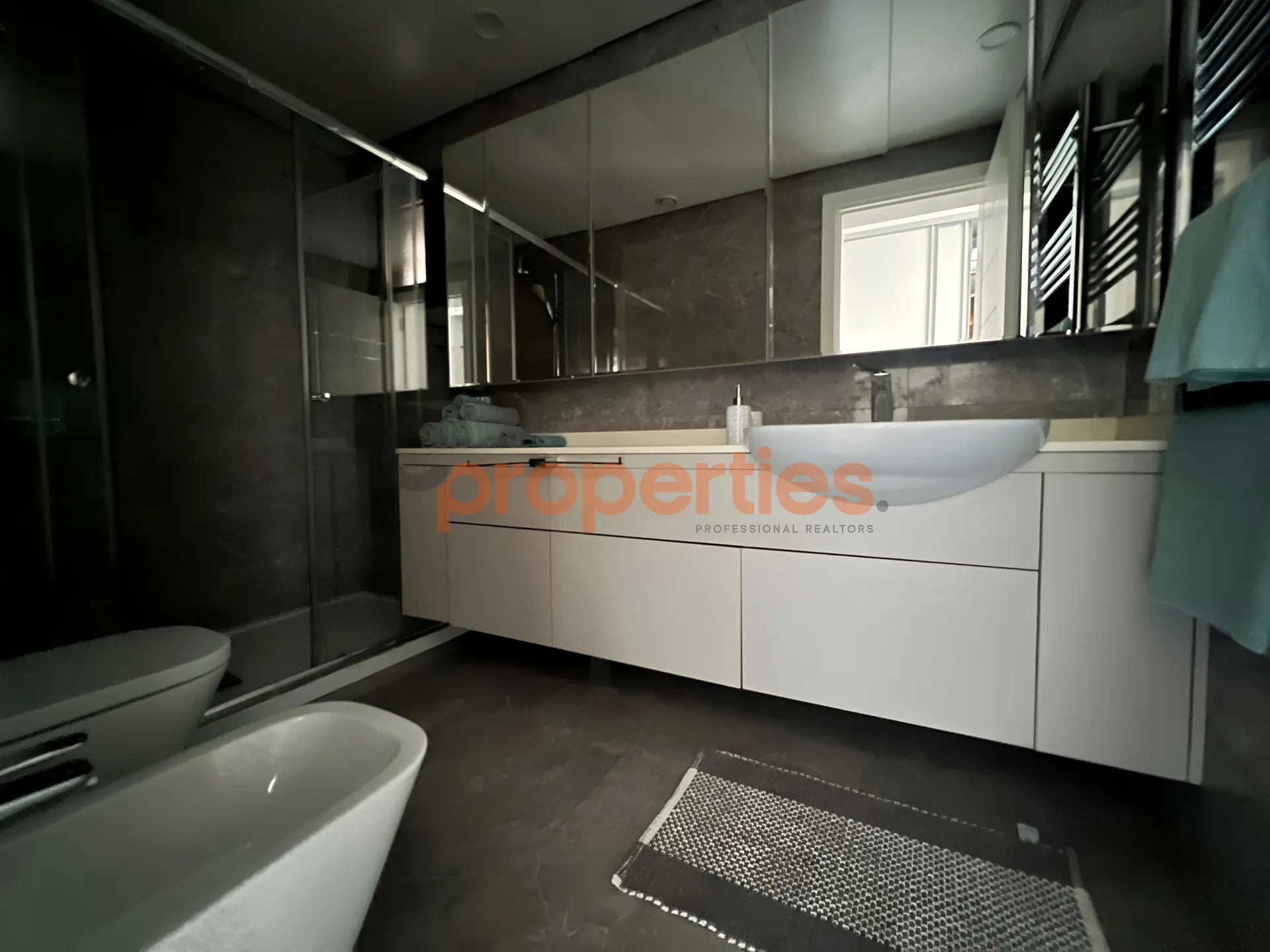 Apartment for Rent in Hamra