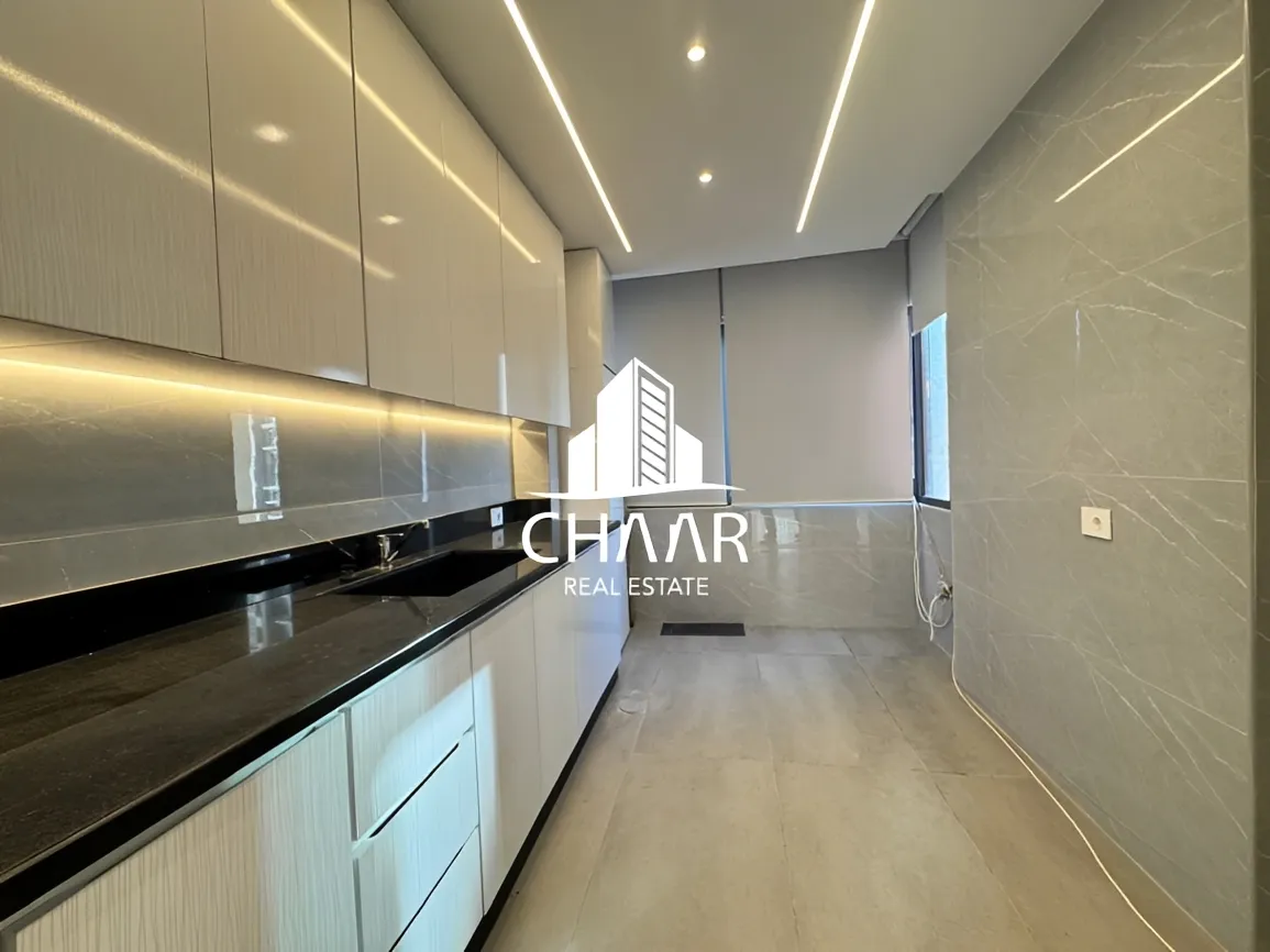 Apartment for sale in Sakiet El Janzeer, Bayrut, Lebanon