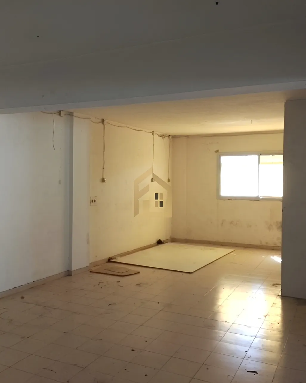 Warehouse for rent in Bourj Hammoud, Lebanon