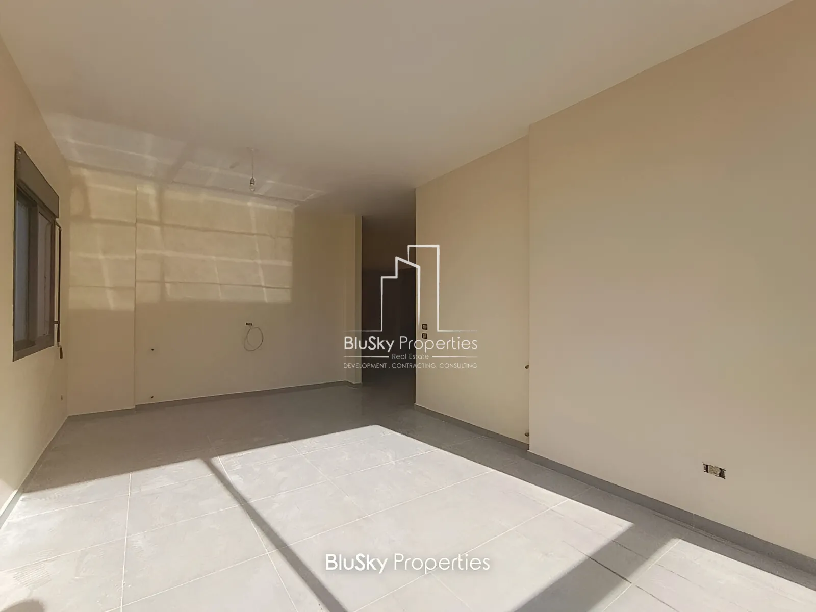 Apartment for Sale in Ghedress