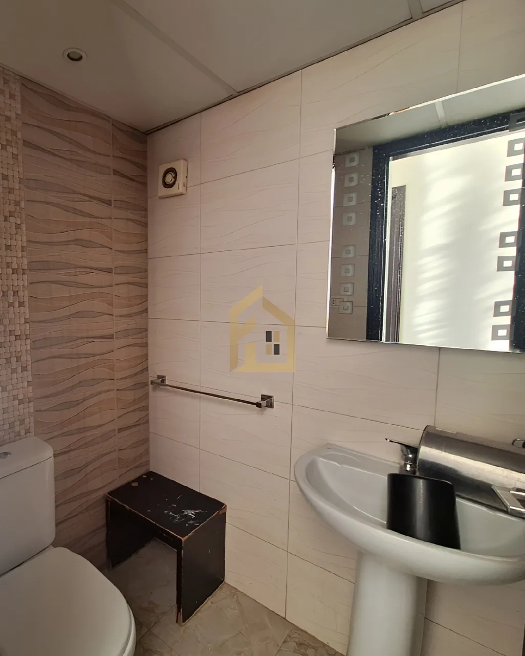 Apartment for sale in Antelias, Lebanon - 3 bed, 2 bath