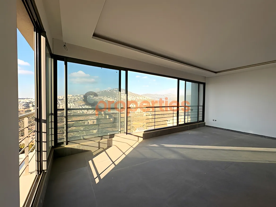 Apartment for Rent in Louaizeh