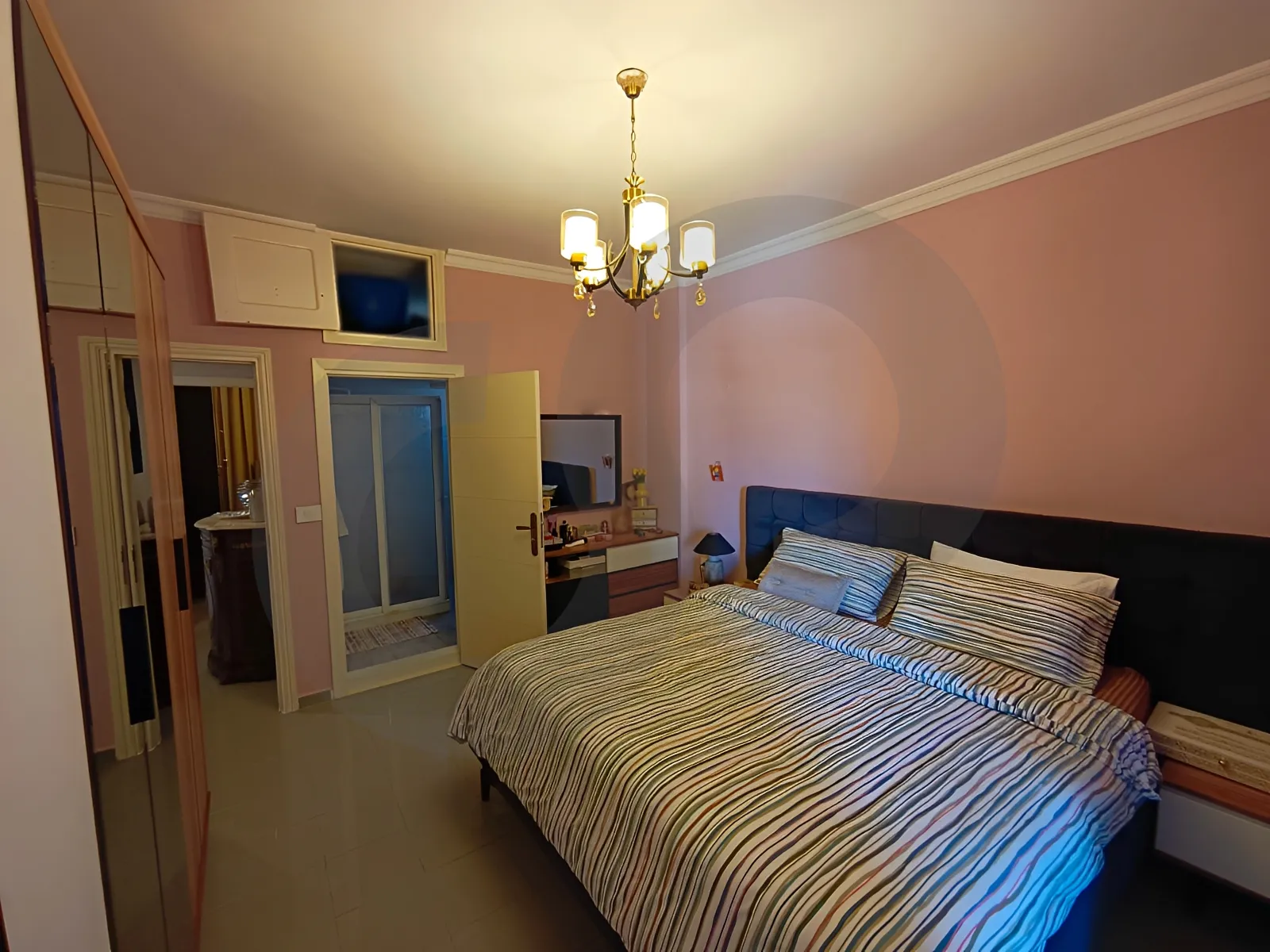 Building for Sale in Hadath