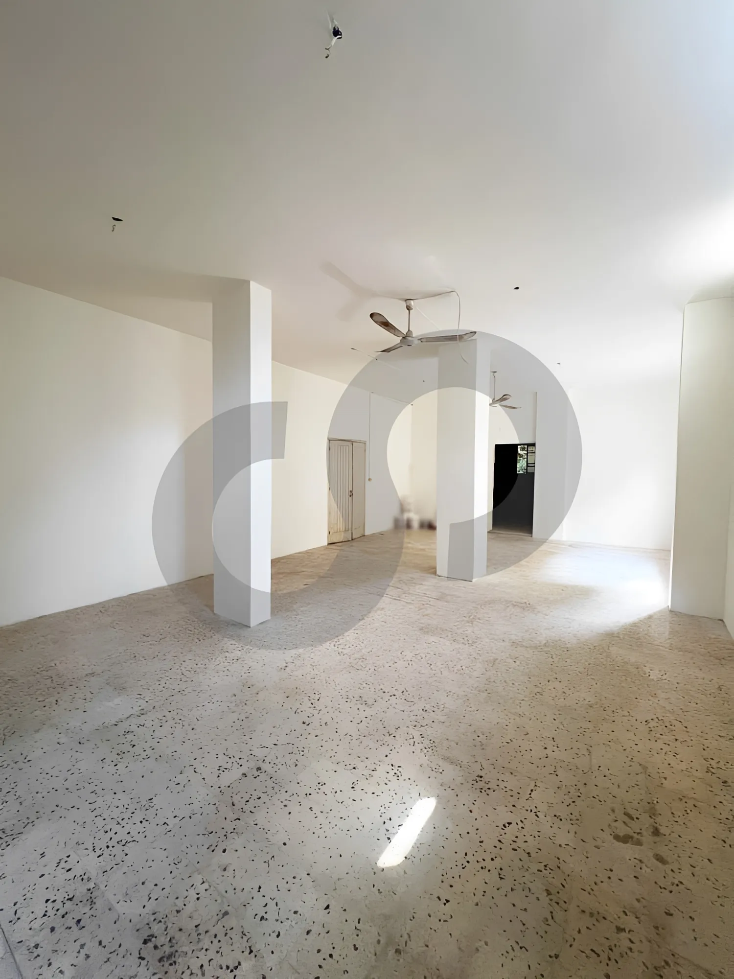 Warehouse for Sale in Qartaboun