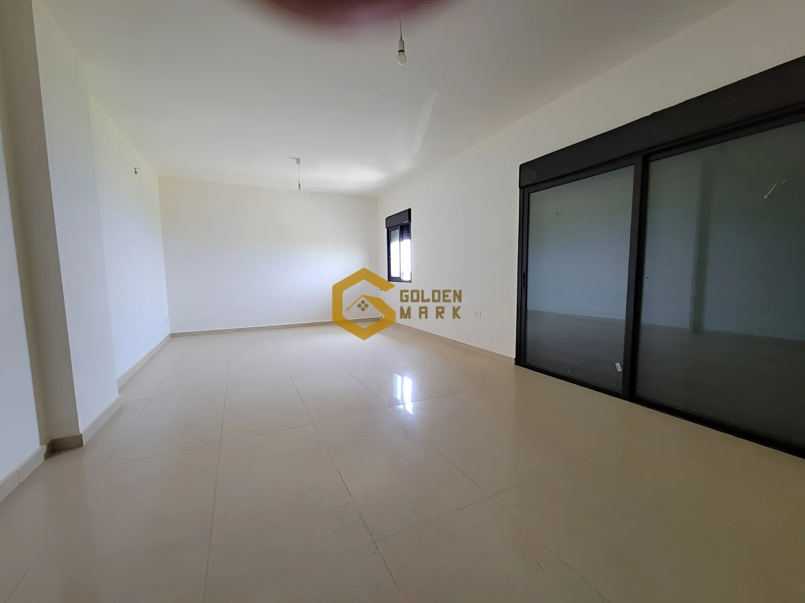 Apartment for Sale in Halat