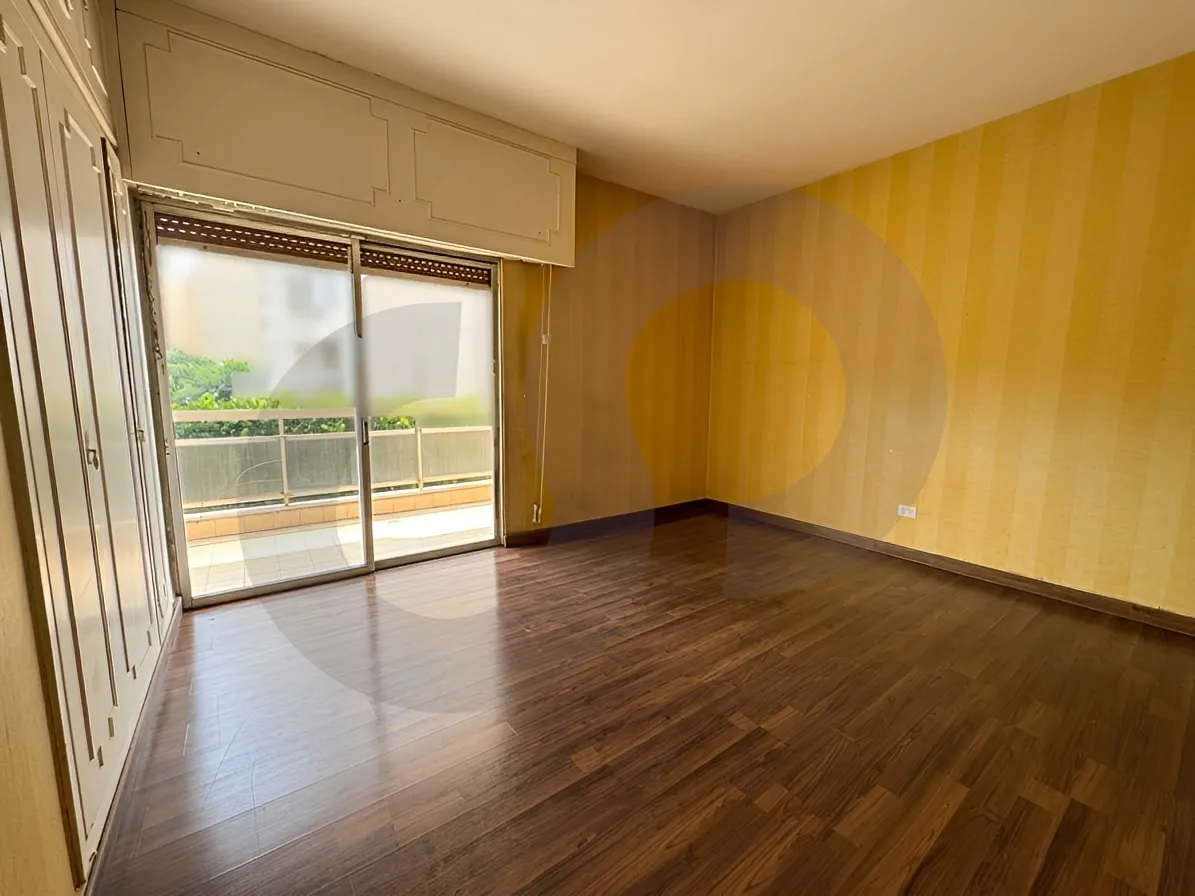 Building for Sale in Jnah