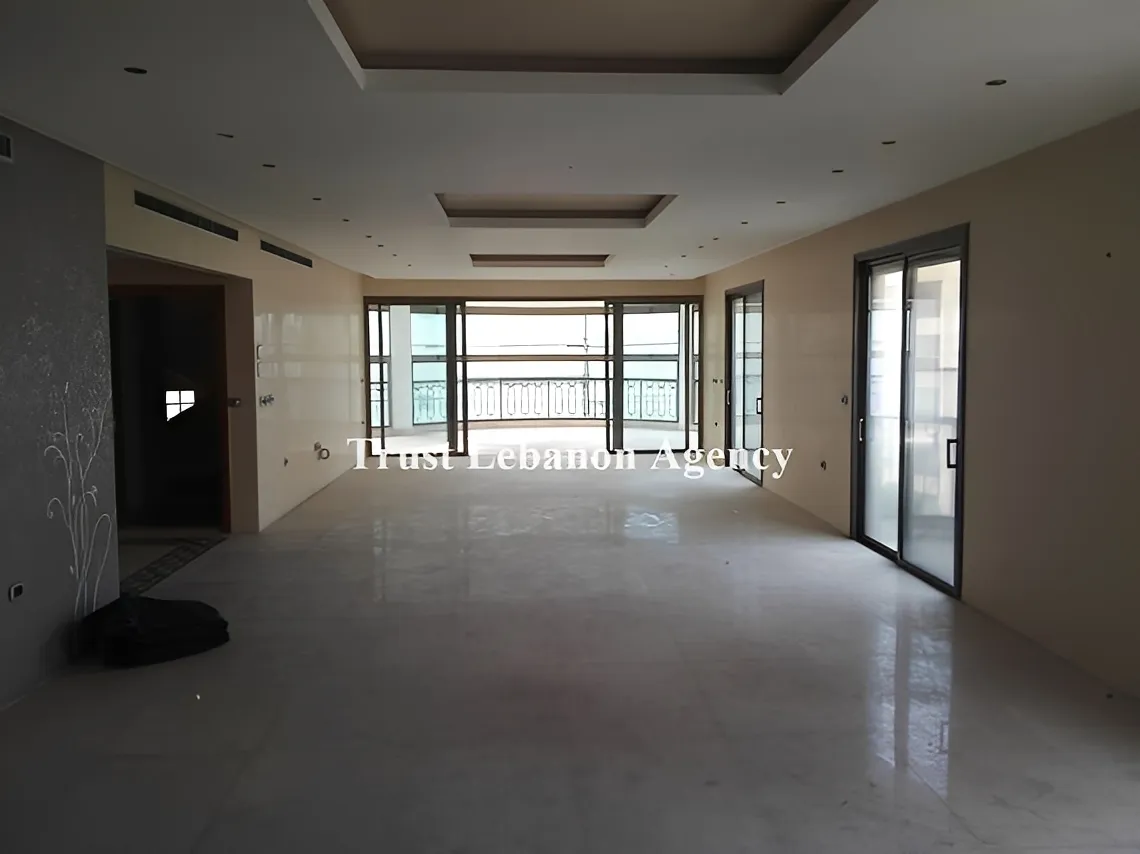 Apartment for Sale in Ramlet El Bayda Beirut Lebanon - 2 bed, 4 bath