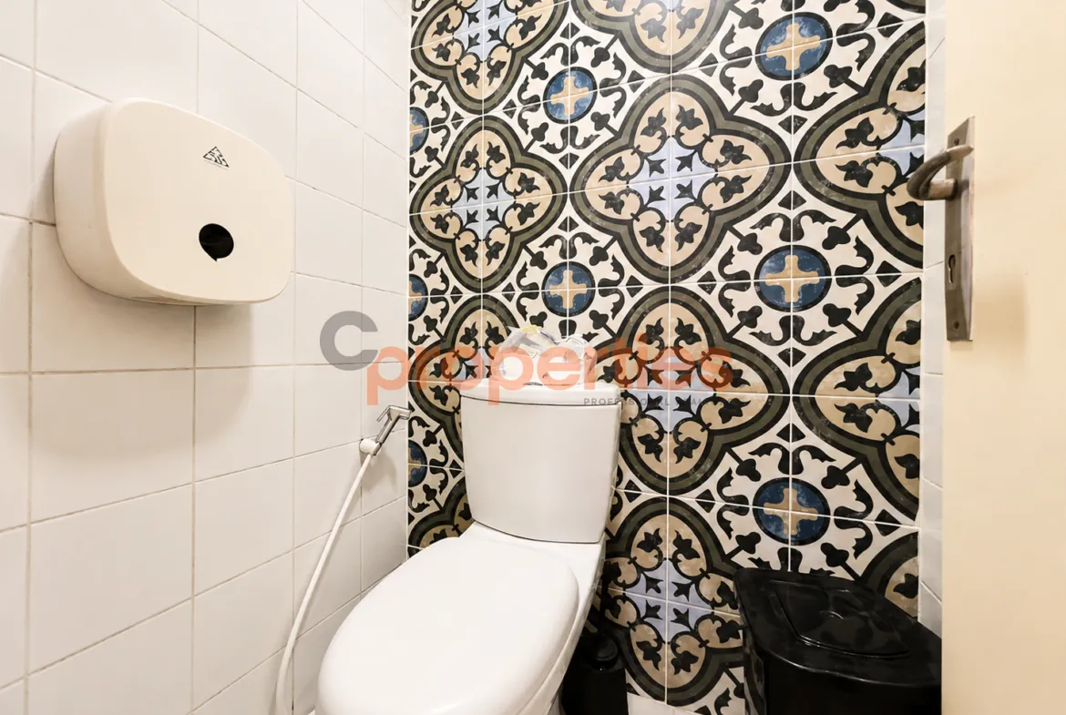 Shop for Rent in Hamra