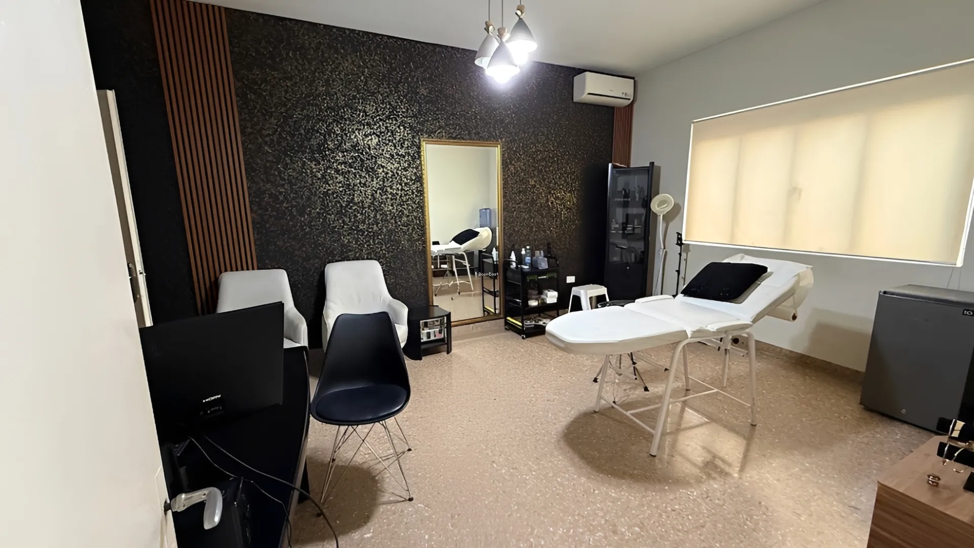 Office for rent in Remeil