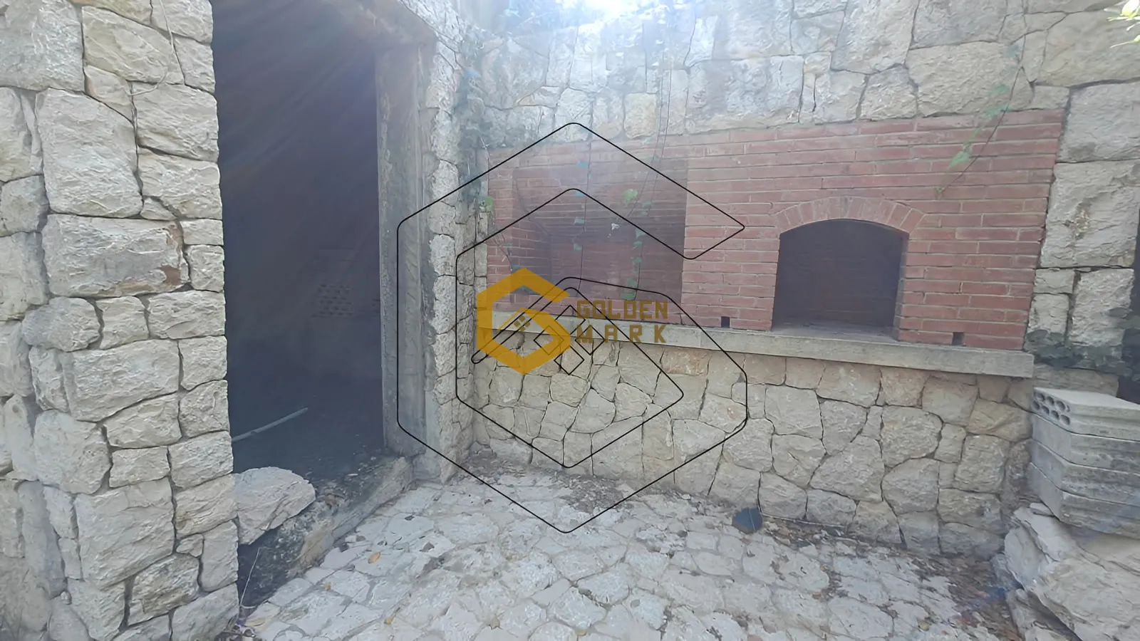 Villa for Sale in Ain Saadeh