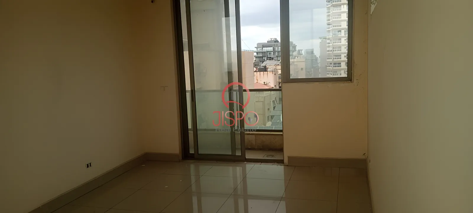 Apartment for Sale in Mar Elias refugee camp