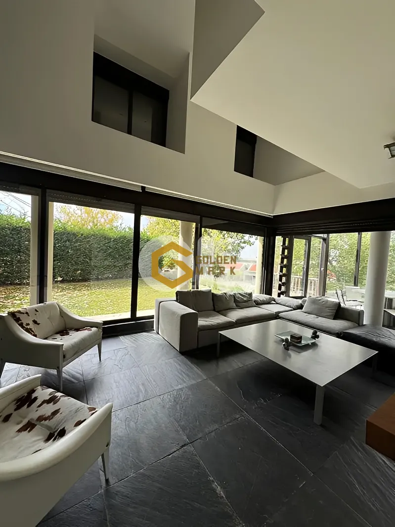 Villa for Sale in Faqra