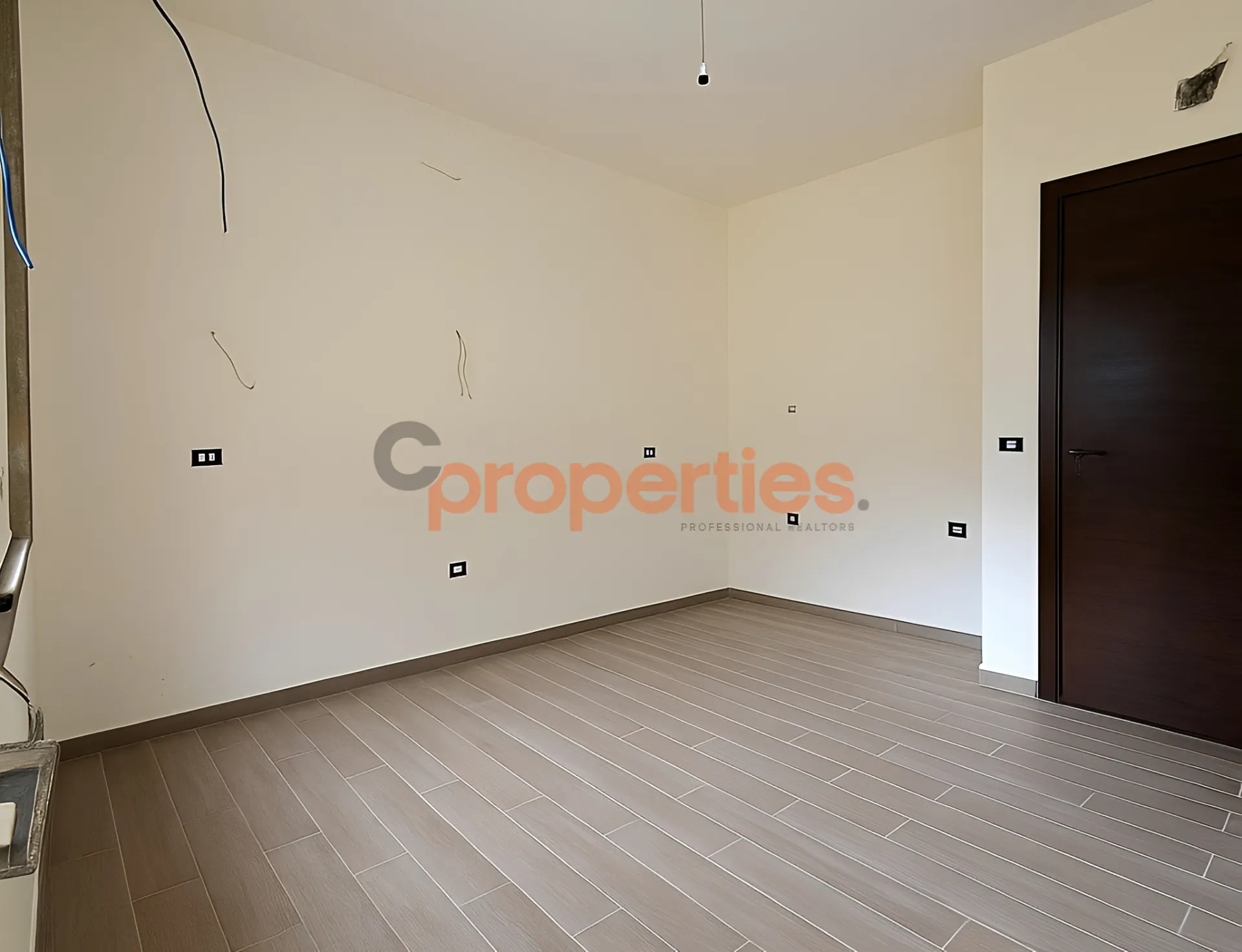 Apartment for Sale in Halat