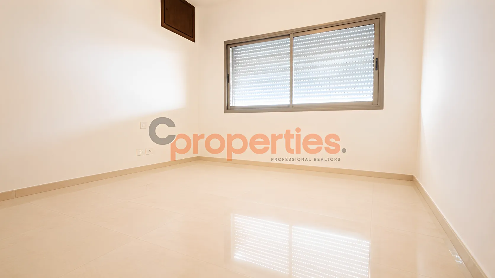 Apartment for sale in Ras Al Naba'a, Beirut, Lebanon