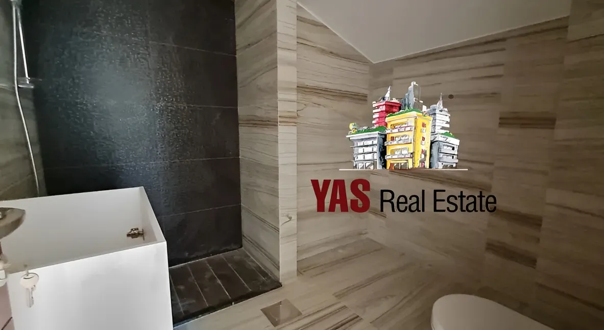 Apartment for Sale in Ballouneh - 5 bed, 6 bath