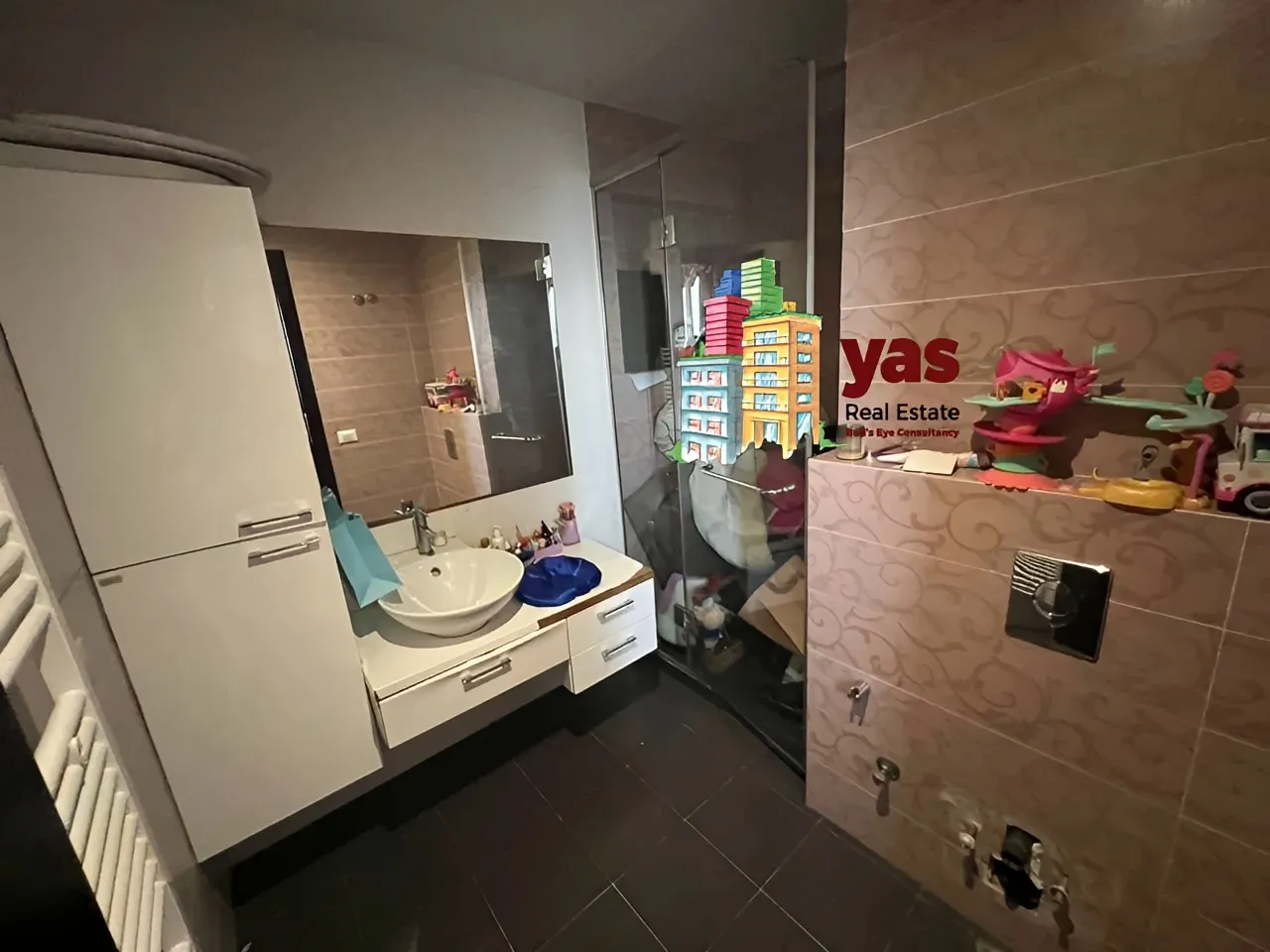 Apartment for Sale in Ramlet El Baida